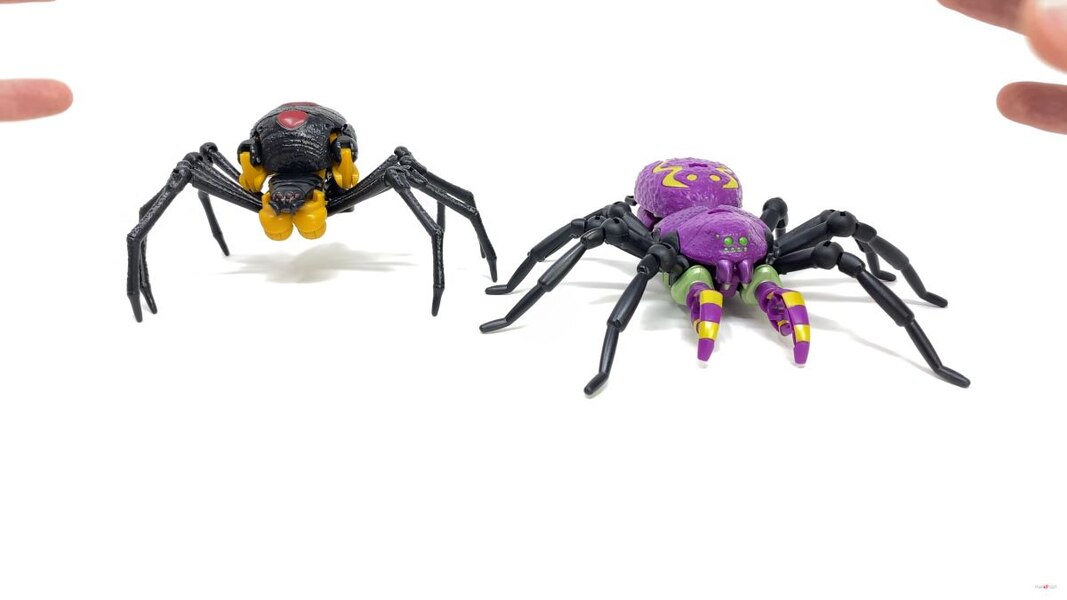 Transformers Legacy Predacon Tarantulas In Hand Image  (33 of 36)